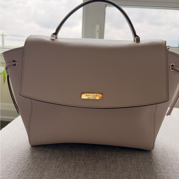 kate spade Handbags - Kate Spade Light Pink Crossbody Bag